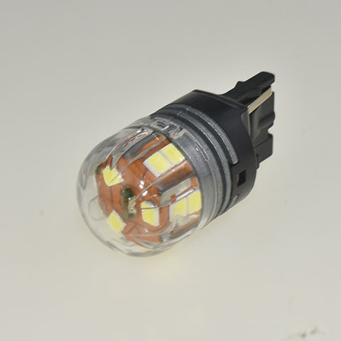 7440 LED White Bulb